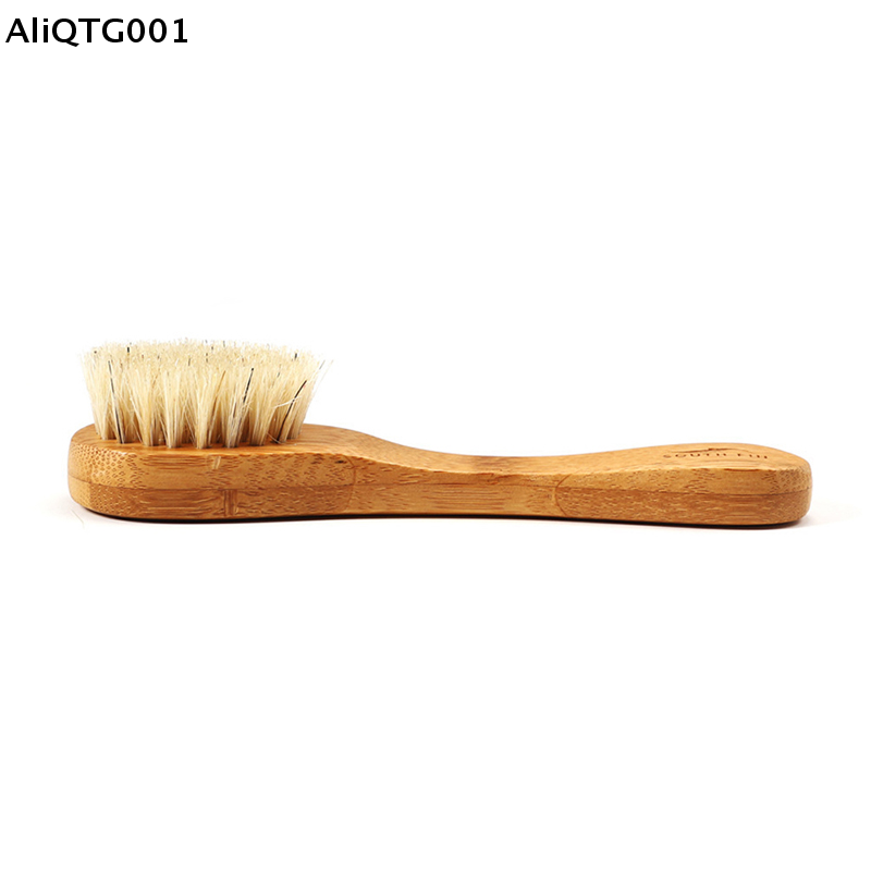 Natural Exfoliating Face Brush - огляд і ціна Exfoliating Scrub Mens